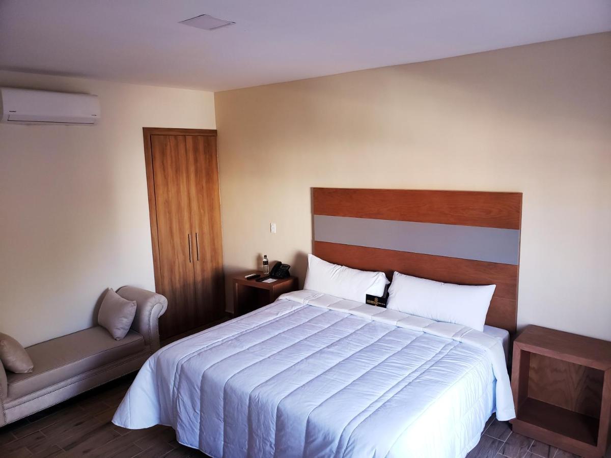 Hotel Plaza Allende Torreón Eksteriør bilde