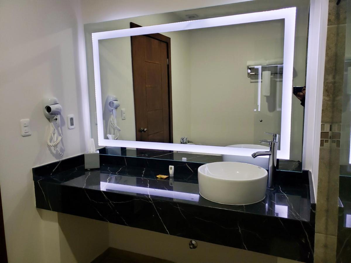 Hotel Plaza Allende Torreón Eksteriør bilde